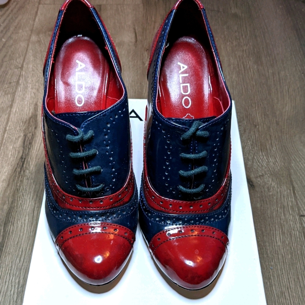 SOLD! Aldo Oxford bootie heels - Picture 5 of 6